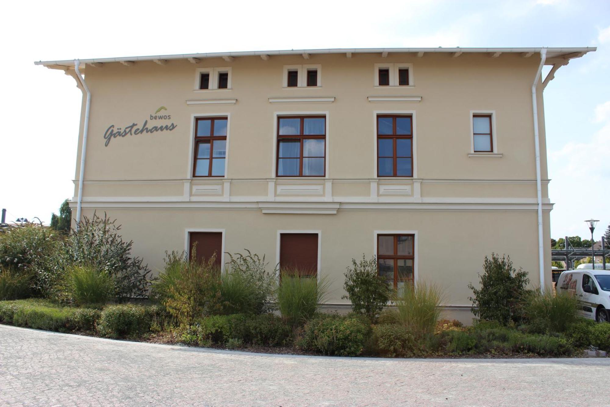 Bewos Gaestehaus Oschersleben Buitenkant foto